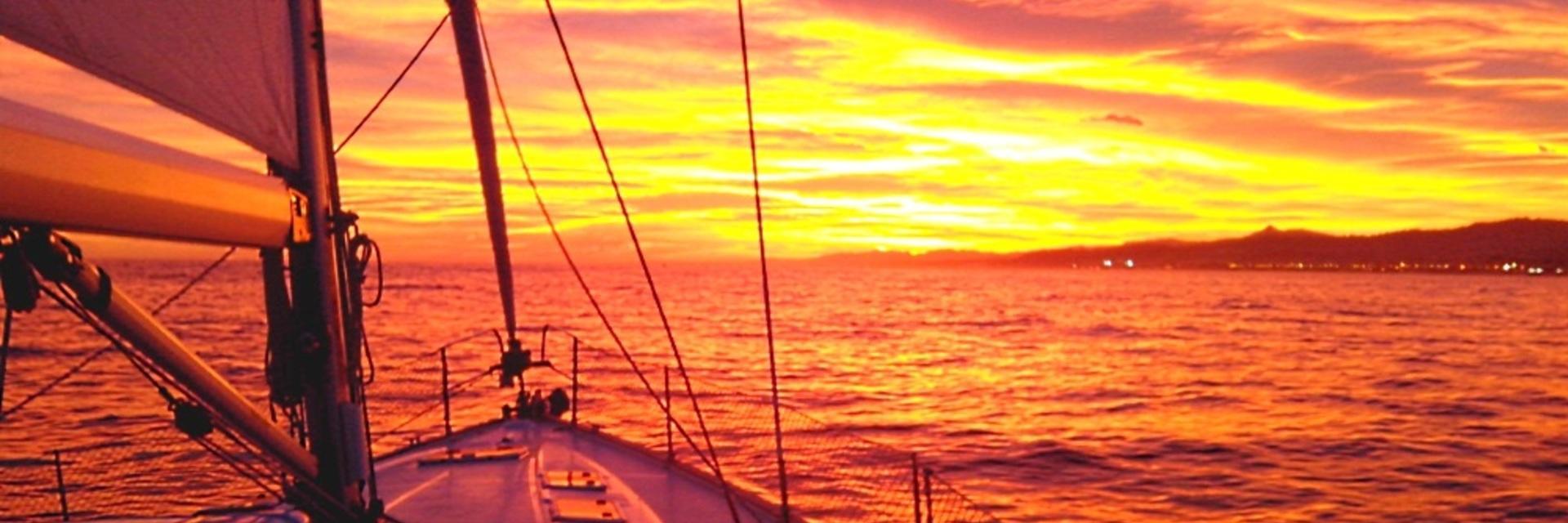 Sunset Sailing for Two ihjoz